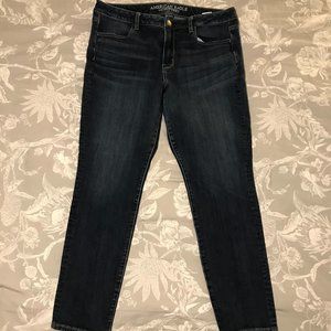 American Eagle Hi-Rise Jegging